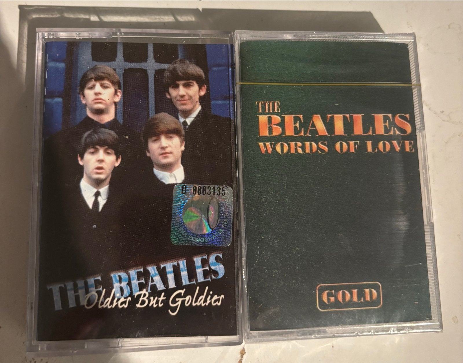 The Beatles - Oldies But Goldies & Words of Love Cassettes, 2 t/m 25 bandjes, Ophalen of Verzenden, Origineel, Met bewaardoos, rek of koffer