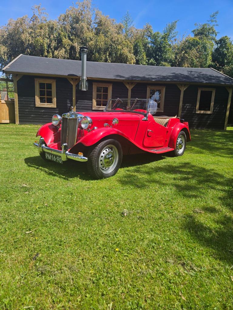 MG TD bouwjaar 1952, Auto's, Achterwielaandrijving, 54 pk, Beige, Cabriolet