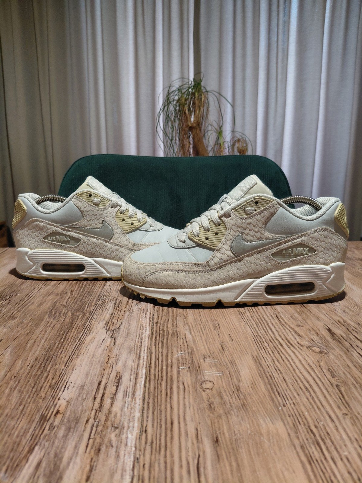 Nike Air Max 90 Premium 'Snakeskin - Pure Platinum' Size 38, Nike, Ophalen of Verzenden, Sneakers of Gympen, Grijs
