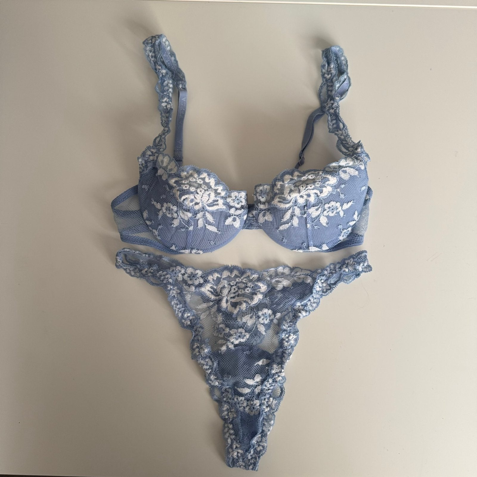 La Perla setje bh 80C en string maat 40, Verzenden, Blauw, Setje