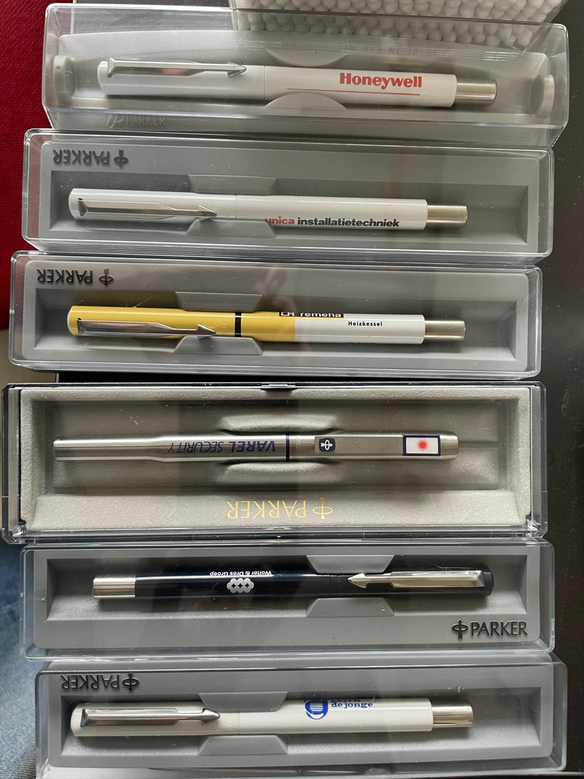 Parker Pennenset met reclame - Diverse merken, Verzamelen, Pennenverzamelingen, Pennenset, Gebruikt, Parker, Met doosje