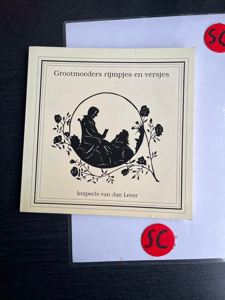 Grootmoeders rijmpjes en versjes - Jan Lever, Ophalen of Verzenden, Zo goed als nieuw, Eén auteur
