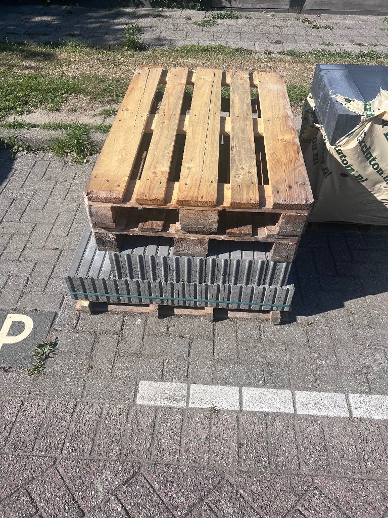Gratis 24x opsluitbanden grijs 100x10x5 cm, Tuin en Terras, Tegels en Klinkers, Ophalen, Overige typen, Nieuw, Minder dan 5 m²