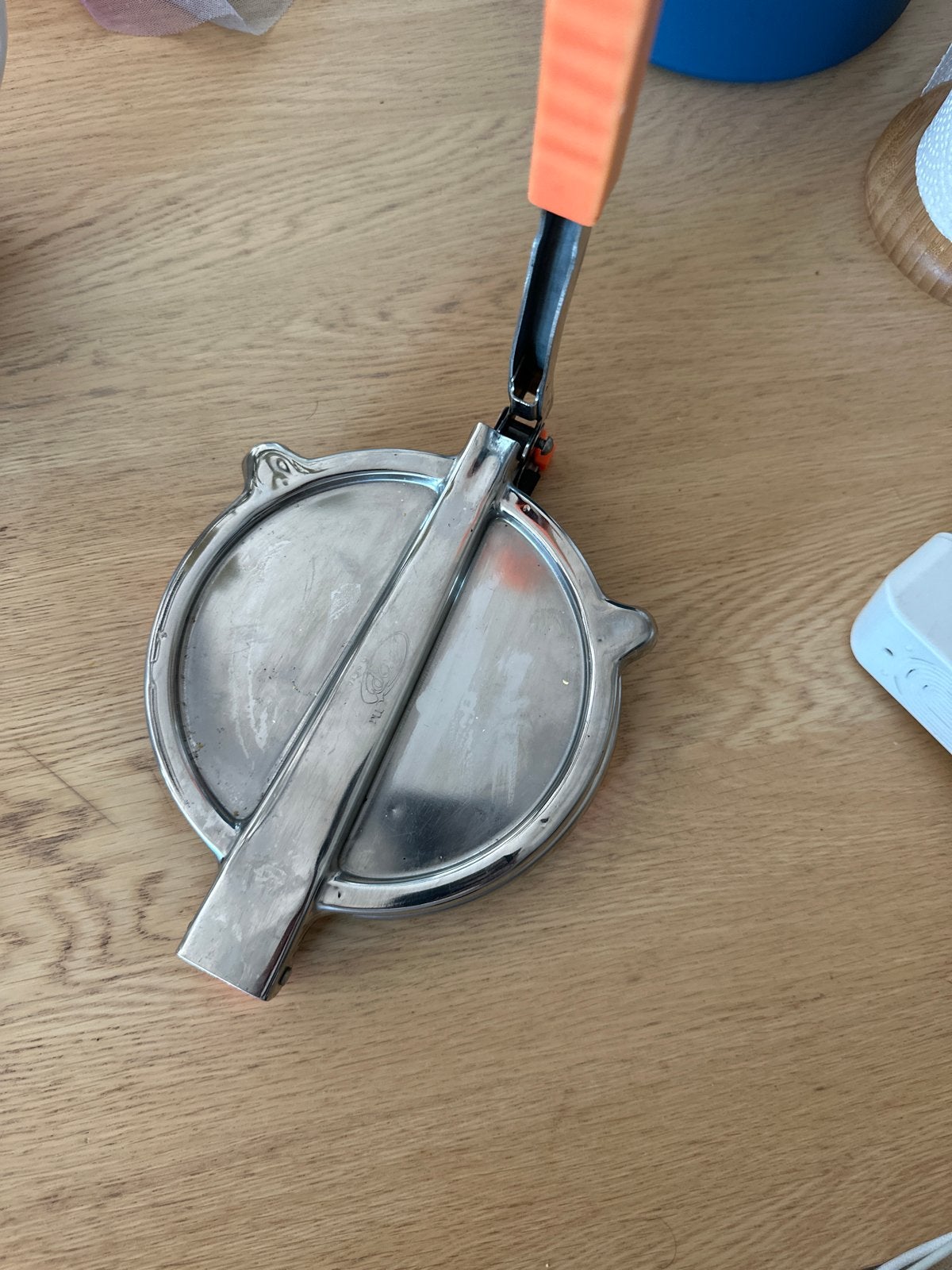 Metalen Tortilla Pers - gebruikt, Huis en Inrichting, Ophalen, Zilver, Metaal, Overige merken