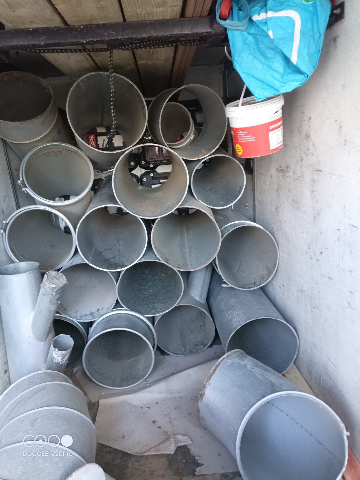 Afvoerbuizen houtmot met klemmen, Y-stukken en bochten, Doe-het-zelf en Verbouw, Ophalen, Gebruikt, 6 meter of meer, 20 tot 40 mm