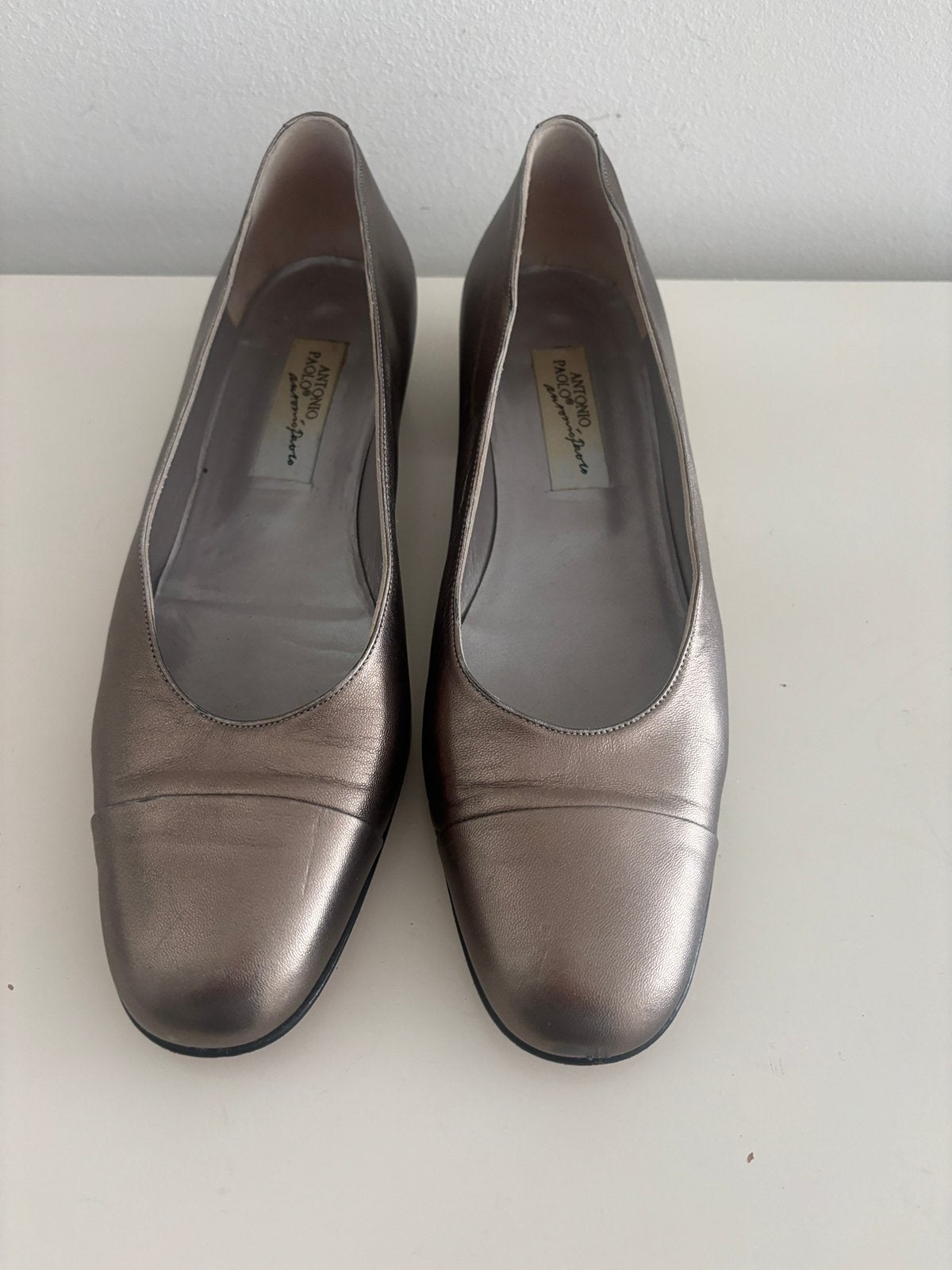 Bronskleurige ballerina’s van Antonio Paolo in maat 42, Kleding | Dames, Overige kleuren, Verzenden, Ballerina's, Zo goed als nieuw