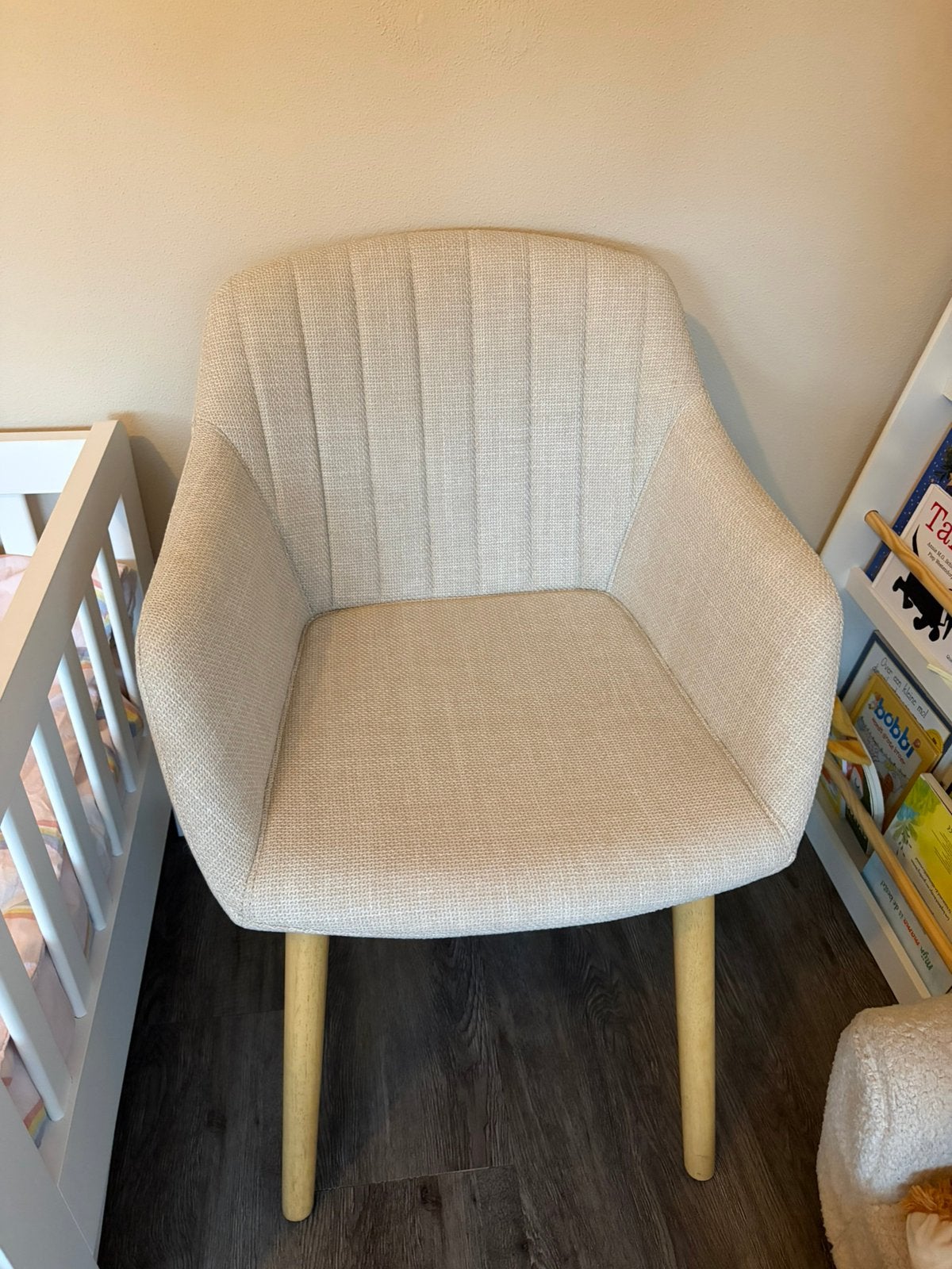 Eetkamerstoel beige - zo goed als nieuw, Huis en Inrichting, Ophalen, Overige kleuren, Zo goed als nieuw, Eén