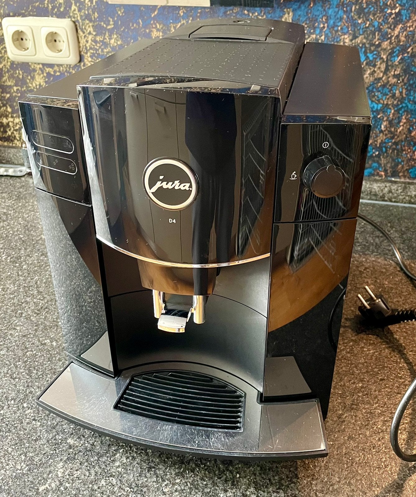 Jura D4 koffiemachine - defect, voor reparatie of onderdelen, Ophalen, Koffiemachine, Koffiebonen, Niet werkend