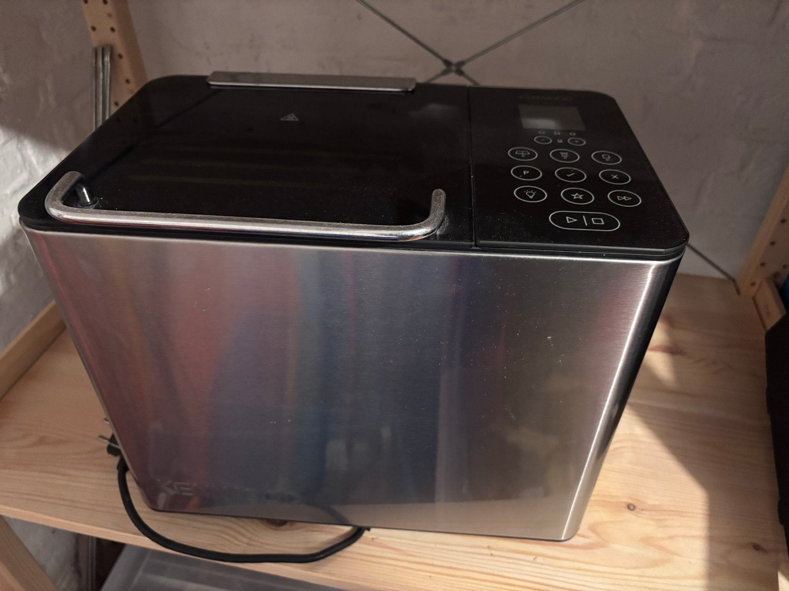 Kenwood Broodbakmachine - Zilver/Zwart, Witgoed en Apparatuur, Broodbakmachines, 800 tot 1200 gram deeg, Ophalen, Zo goed als nieuw