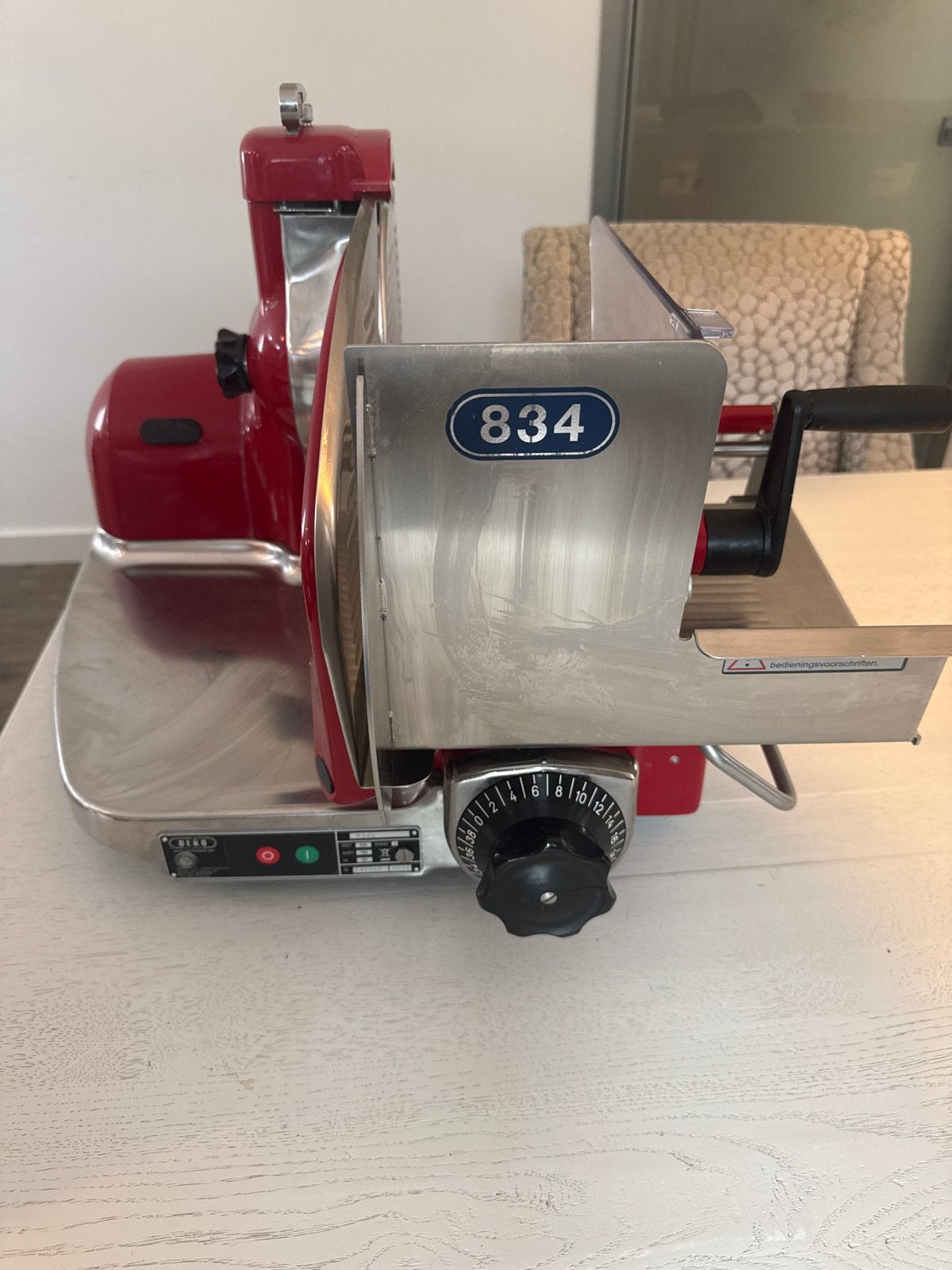 Deko elektrische snijmachine 834 Safe (Rood), Ophalen, Gebruikt, Bakkerij en Slagerij