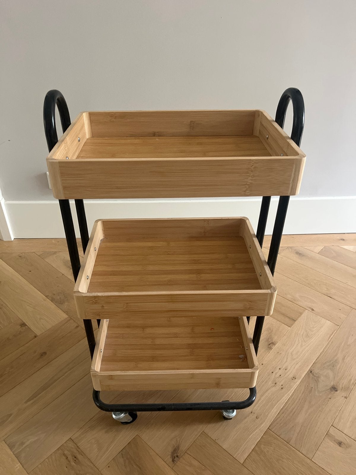Bamboe serveerwagen met 3 niveaus en wielen, Ophalen, Hout, Zo goed als nieuw, Modern