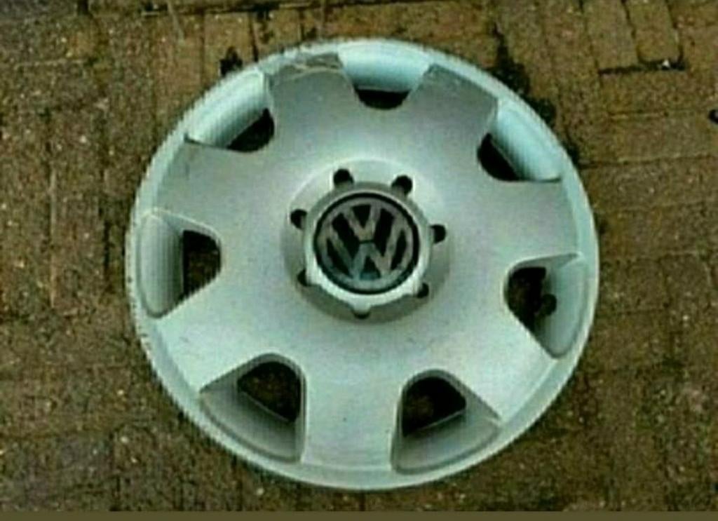 Wieldop VolksWagen,doorsnede 39,5 cm,merk,embleem,grijs,VW, Auto diversen, Wieldoppen, Ophalen of Verzenden, Gebruikt