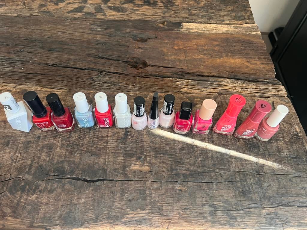 Nagellak, Ophalen of Verzenden, Zo goed als nieuw, Overige kleuren, Handen en Nagels