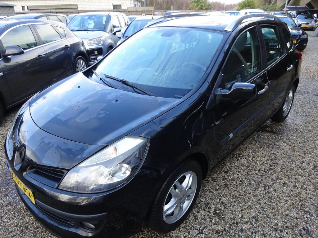Renault Clio Estate 1.2 TCE Corporate Sport, Auto's, Renault, Voorwielaandrijving, Gebruikt, 4 cilinders, 1095 kg