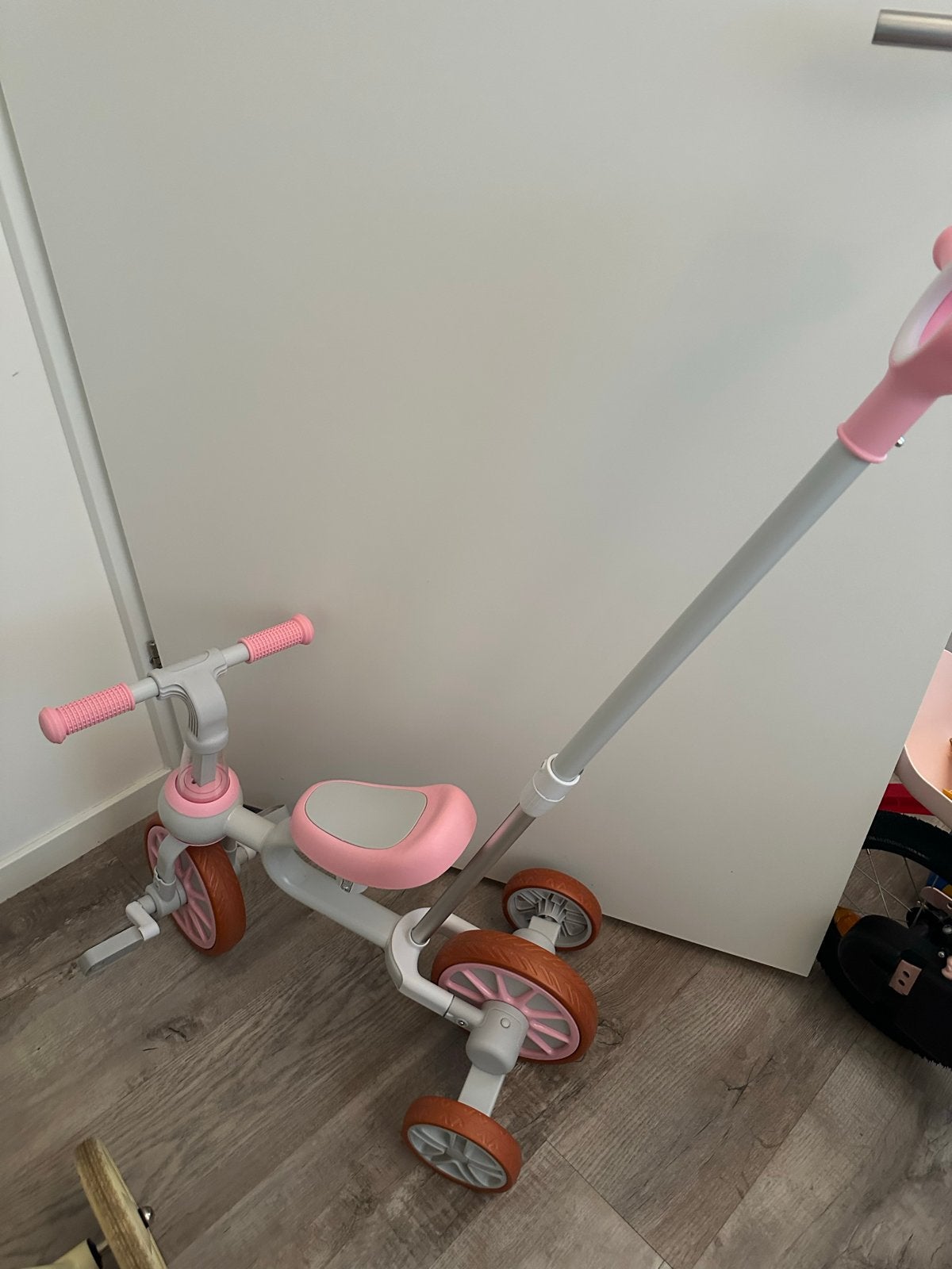 Roze driewieler met duwstang voor kinderen, Ophalen, Gebruikt, Duwstang