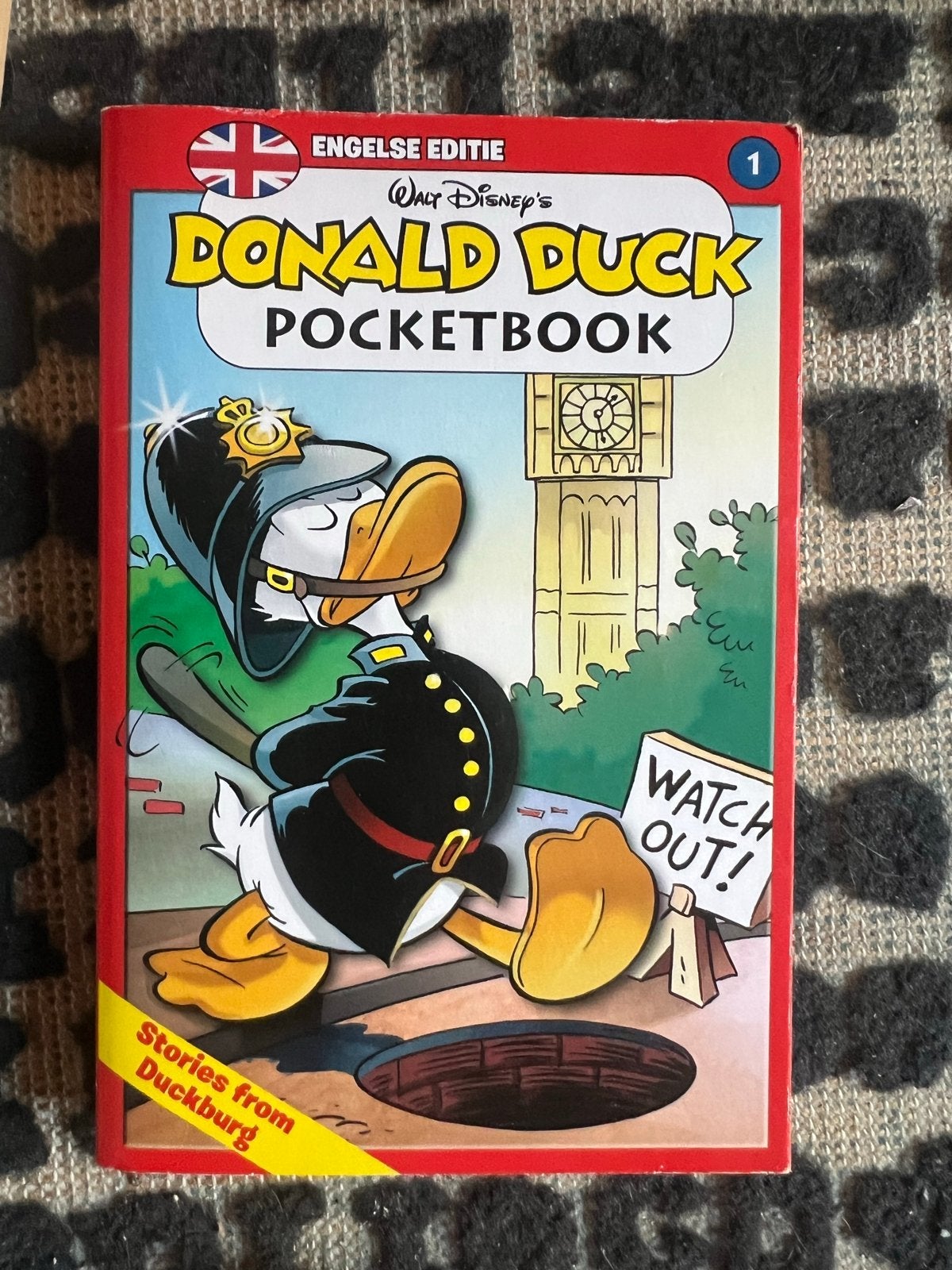 Donald Duck Pocketbook Engelse Editie - Deel 1, Boeken, Eén stripboek, Ophalen of Verzenden, Zo goed als nieuw