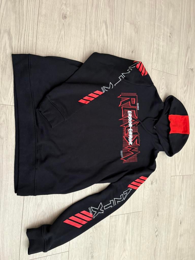 Zwarte hoodie, Ophalen of Verzenden, Zo goed als nieuw, Jongen of Meisje, Trui of Vest