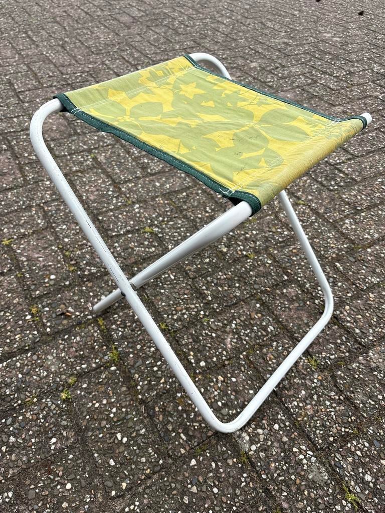 Groen opvouwbaar krukje, Ophalen, Gebruikt, Campingstoel