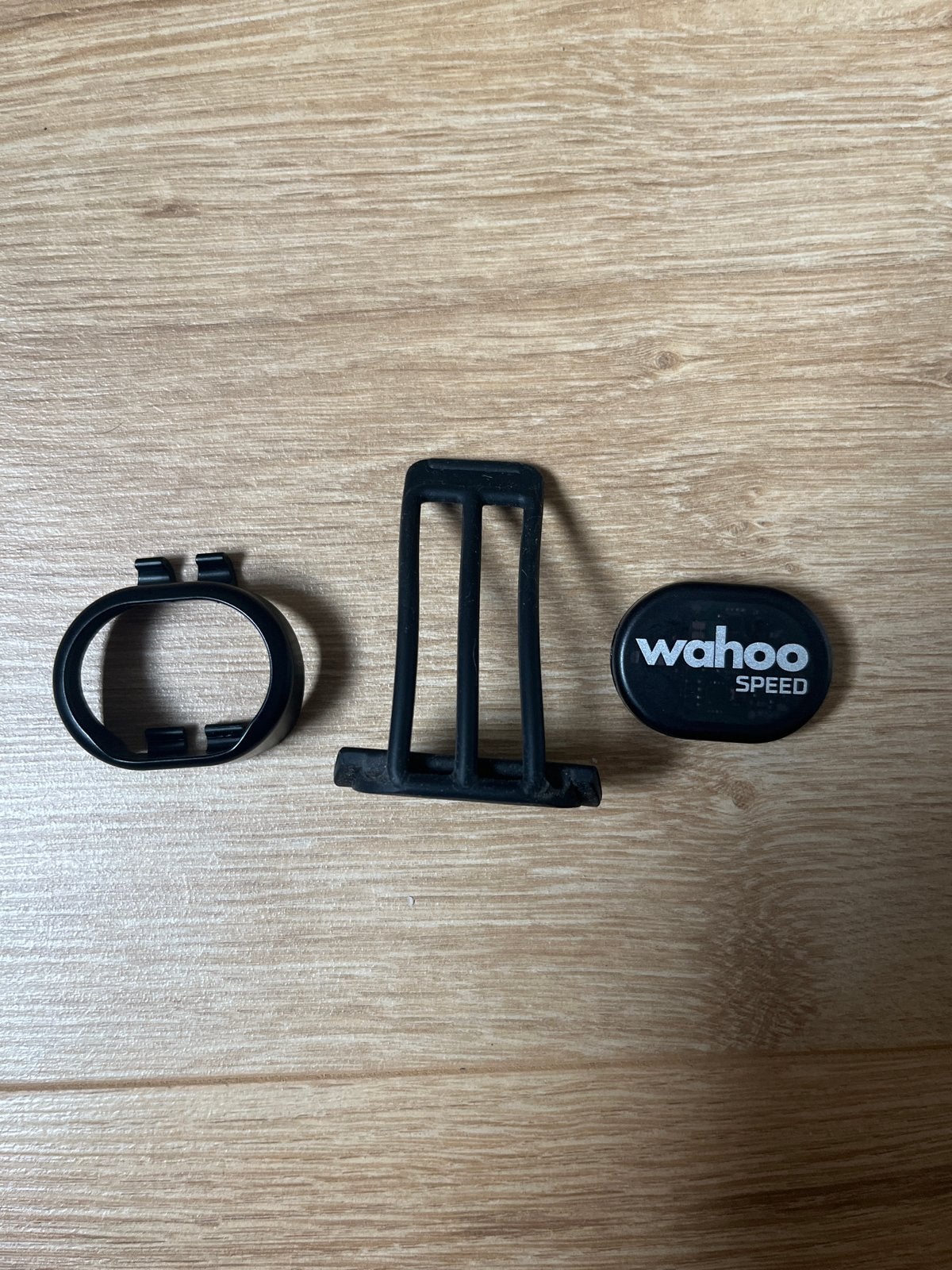 Wahoo Speed Sensor met bevestigingsmateriaal, Fietsen en Brommers, Fietsaccessoires | Fietscomputers, Ophalen, Snelheidssensor