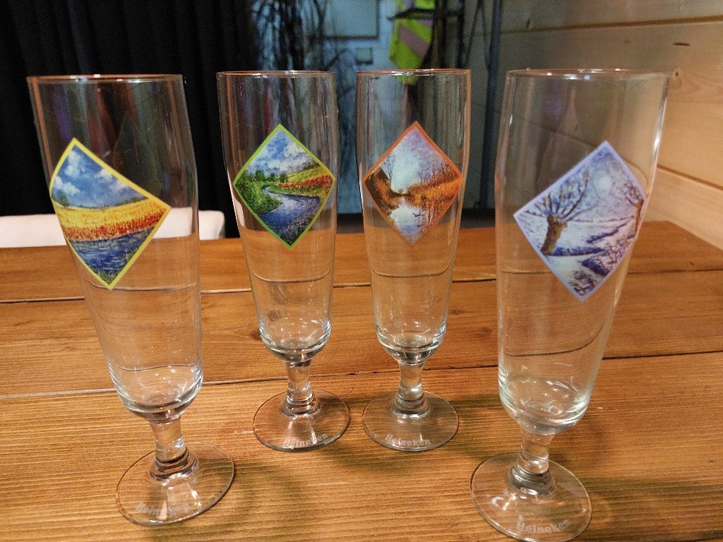 speciale Heineken glazen seizoenen, Verzamelen, Ophalen of Verzenden, Zo goed als nieuw, Glas of Glazen, Heineken
