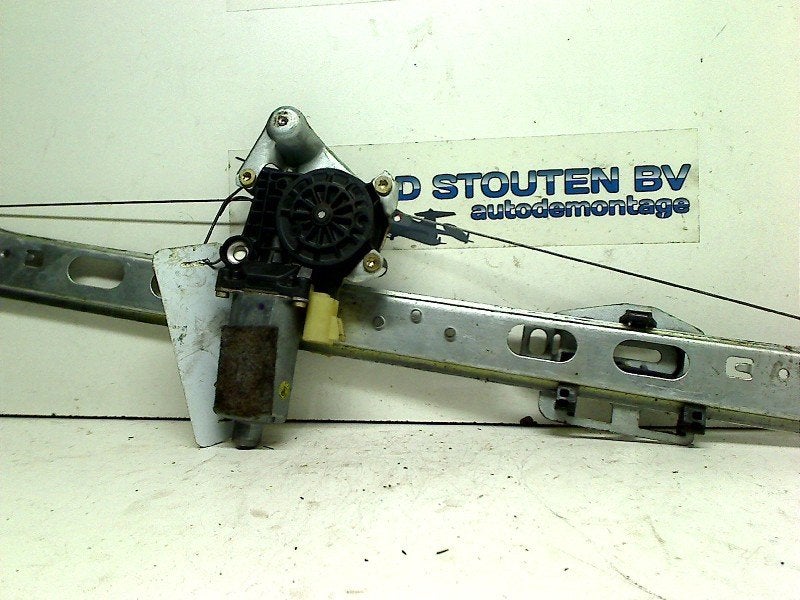 Raammechaniek Elek Rechts Voor + MOTOR Sprinter 3t (903), Gebruikt, Mercedes-Benz AG, Mercedes-Benz, Mercedesstraße 120, Stuttgart 70372, , Duitsland