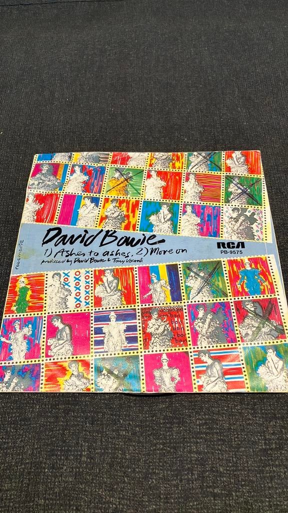 David Bowie.  Ashes to ashes, Fotohoes, Ophalen of Verzenden, Gebruikt, Rock en Metal
