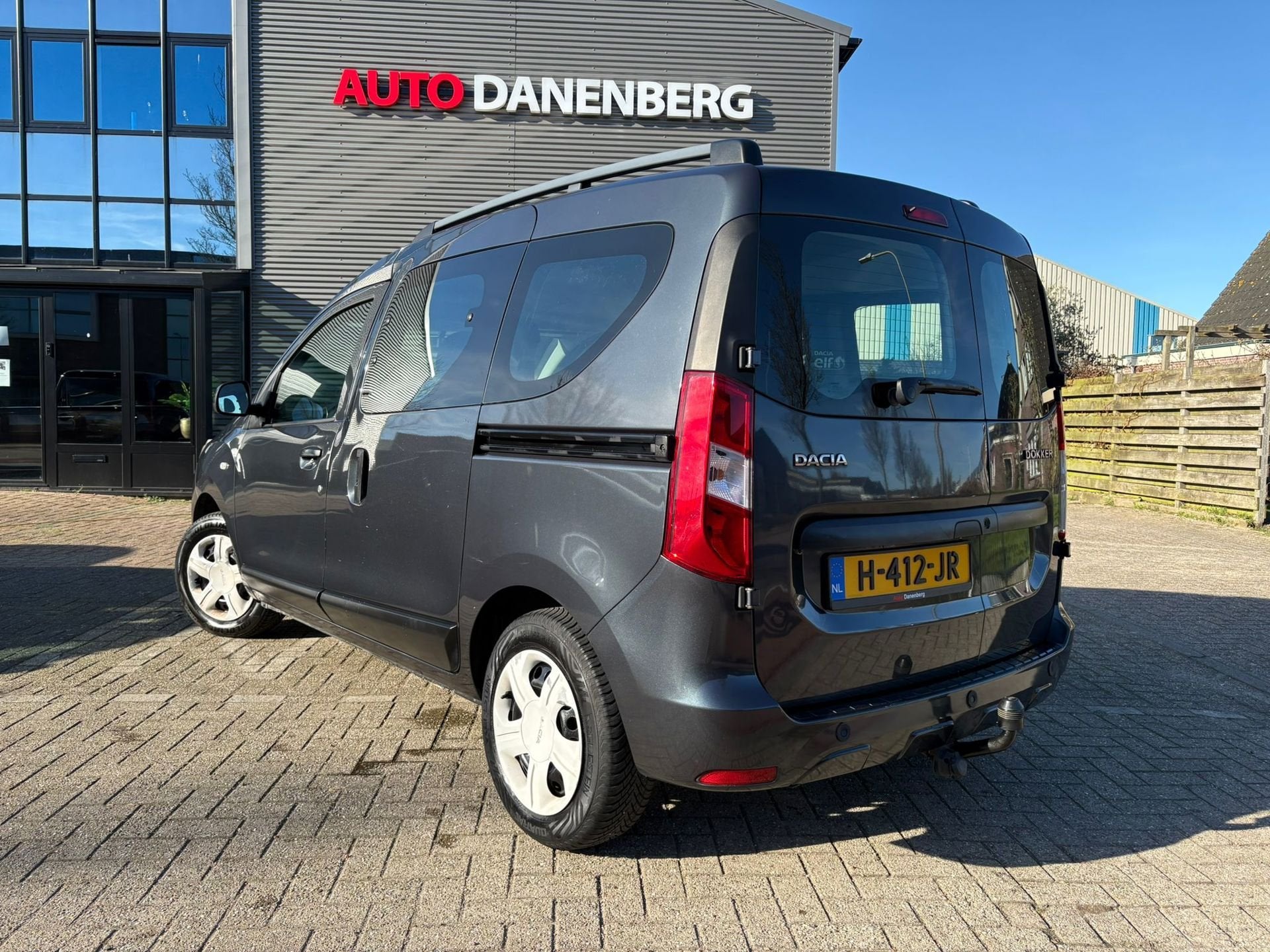 Dacia Dokker 1.2 TCe Ambiance NIEUWE APK, Voorwielaandrijving, Euro 5, Stof, Gebruikt