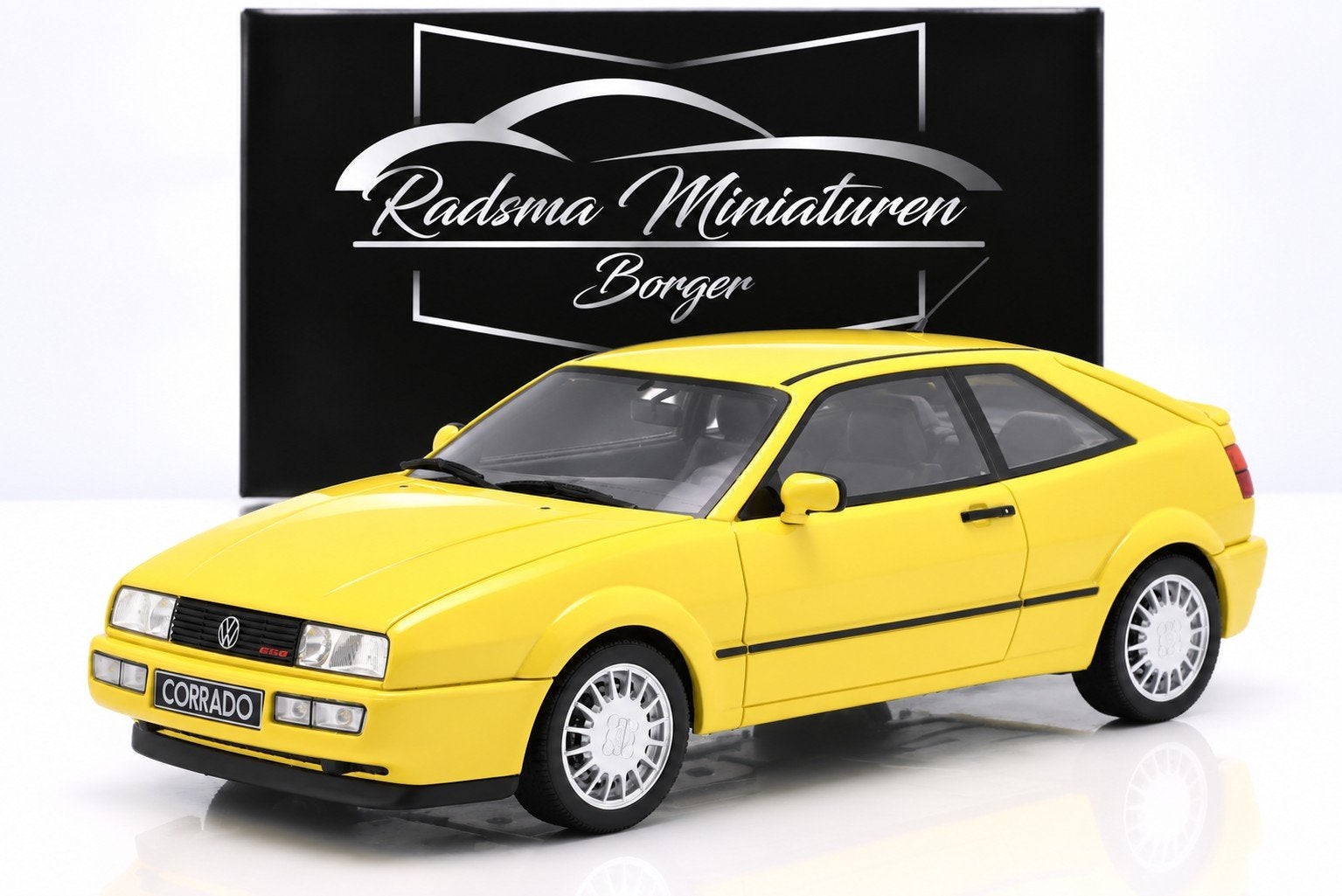 Volkswagen Corrado G60 Yellow Nugget 1988 - 1:18 Ottomobile, OttOMobile, Auto, Nieuw