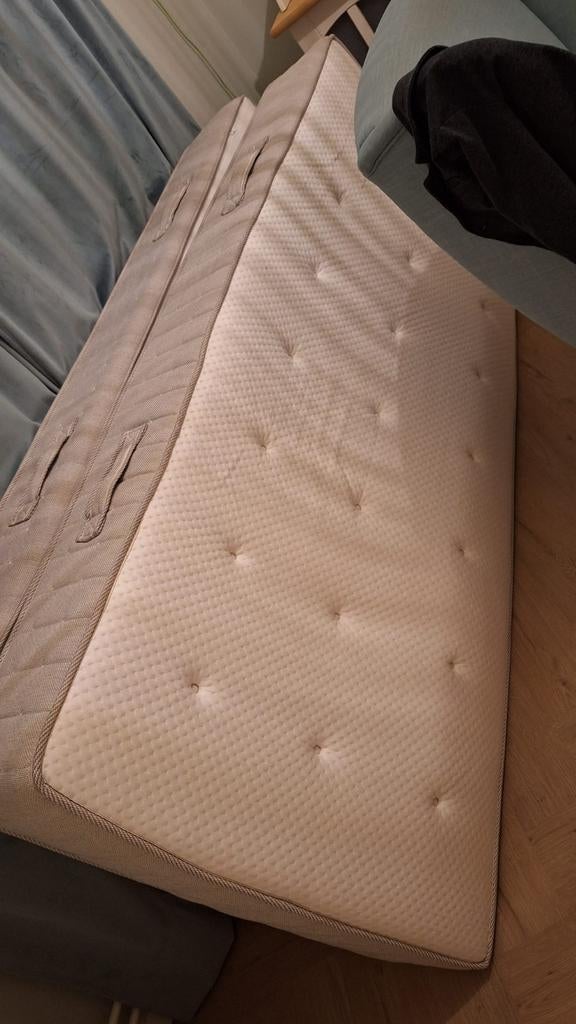 2x matras 90x200 ikea hesseng, Ophalen of Verzenden, Zo goed als nieuw, Eenpersoons, 90 cm