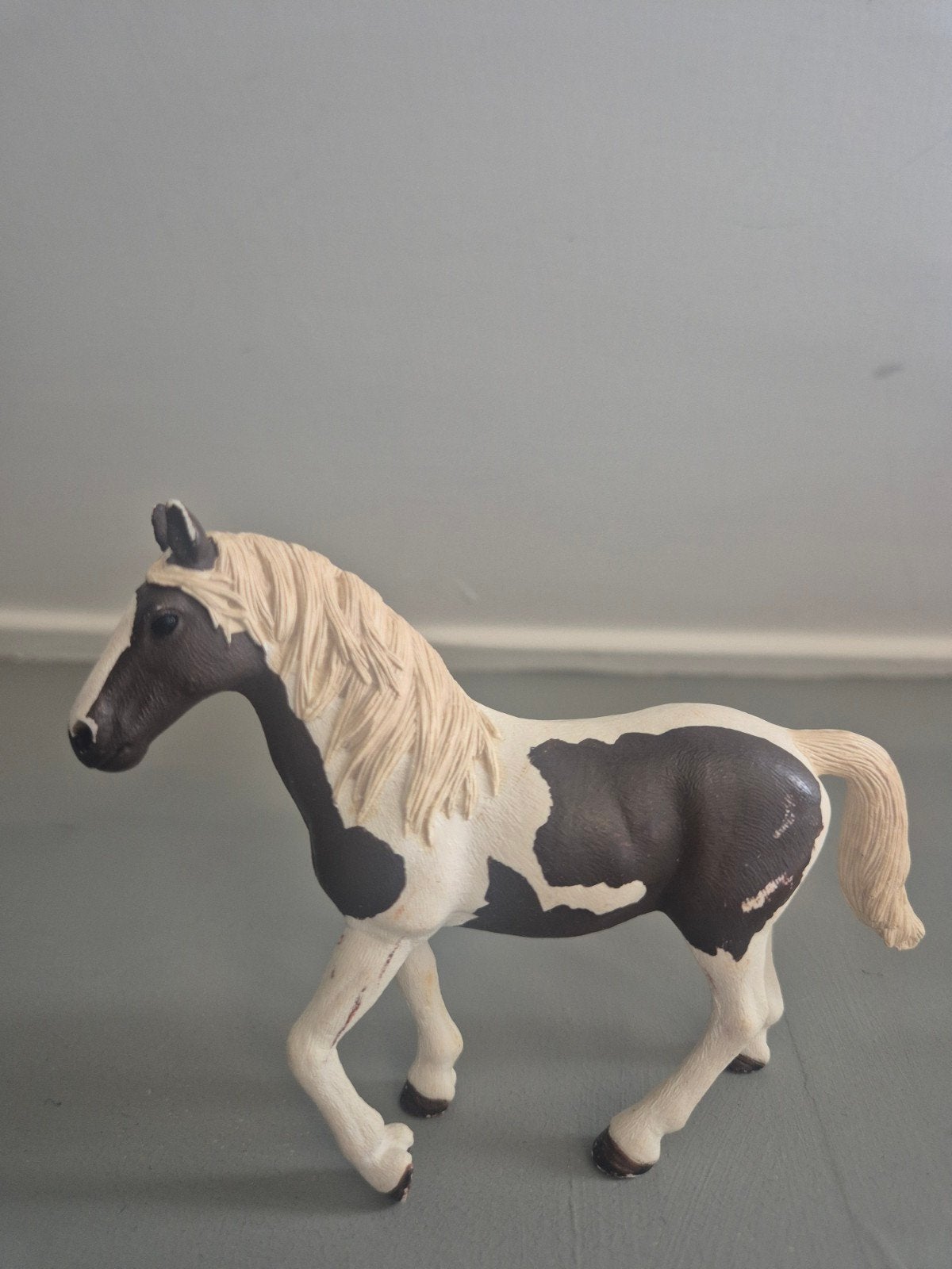 Schleich paard, beschadigd (zie foto's), Ophalen of Verzenden, Gebruikt