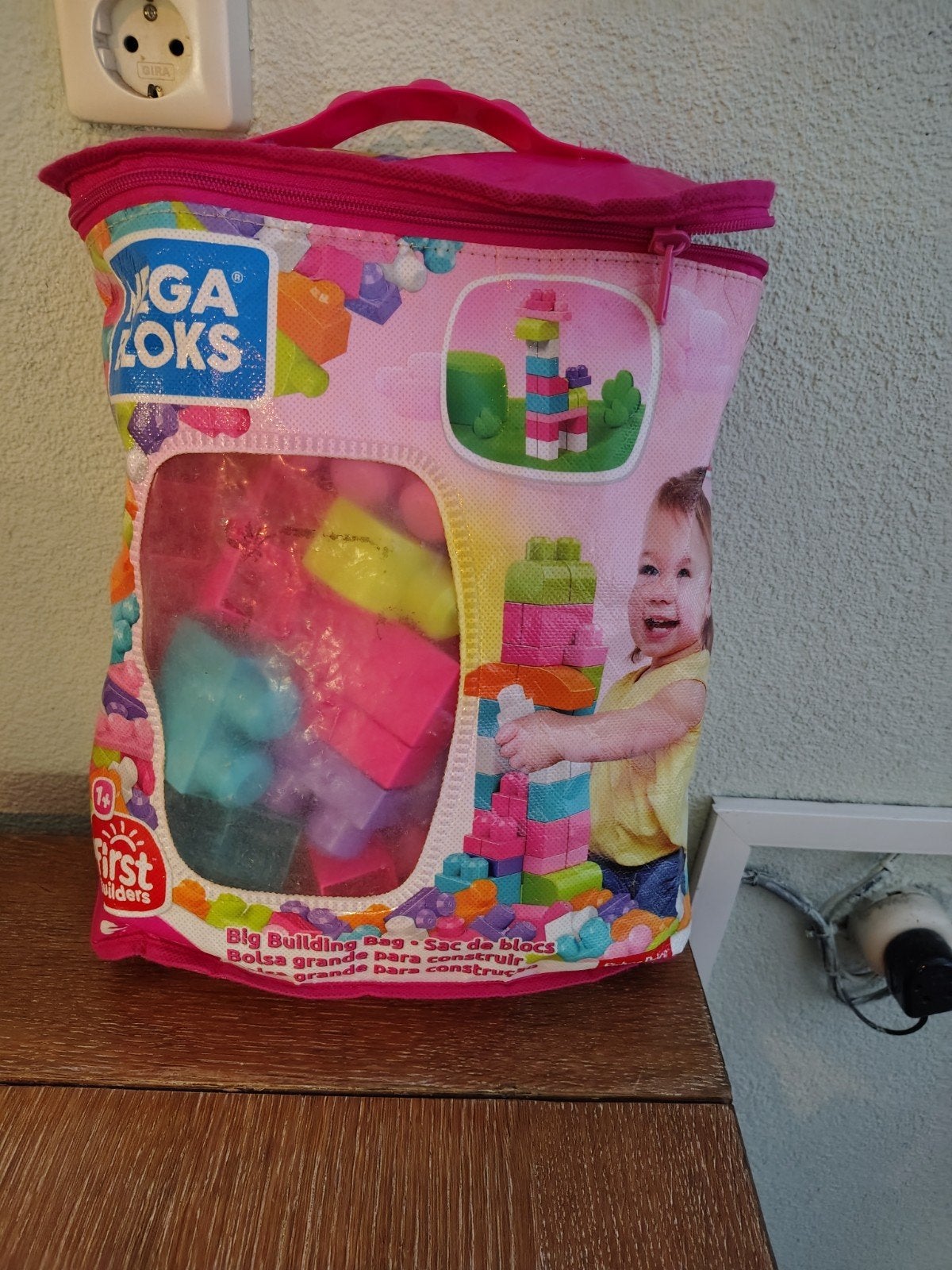 Tas met megablokken, Ophalen