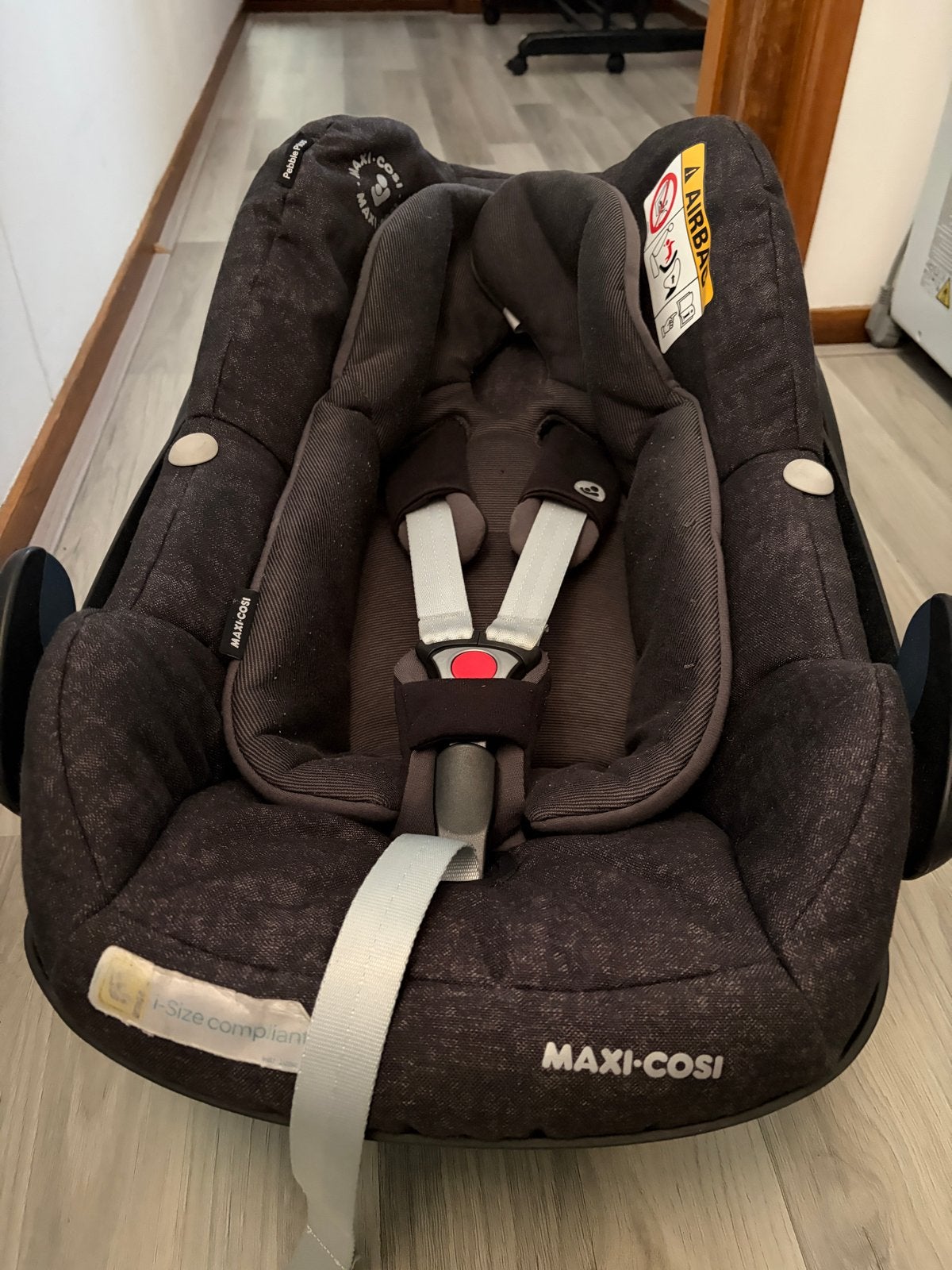 Maxi Cosi Pebble Plus autostoel, Kinderen en Baby's, Autostoeltjes, Ophalen, Autogordel of Isofix, Zijbescherming, Zo goed als nieuw