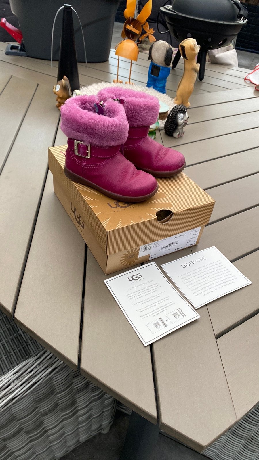 UGG halfhoge laarsjes met bont, Mt 25 zgan, weinig gedragen, Kinderen en Baby's, Kinderkleding | Schoenen en Sokken, Ophalen of Verzenden