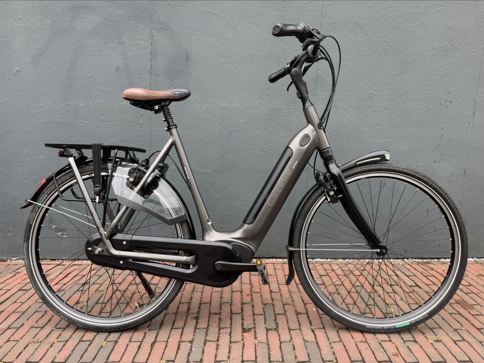 Gazelle Grenoble C380 D61cm *NIEUWSTAAT*, Fietsen en Brommers, Elektrische fietsen, Ophalen, Zo goed als nieuw, 59 cm of meer