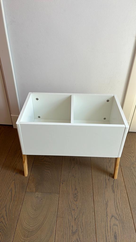 Petit Amélie Boekenkastje / Opbergkistje, Ophalen, Zo goed als nieuw, Kast