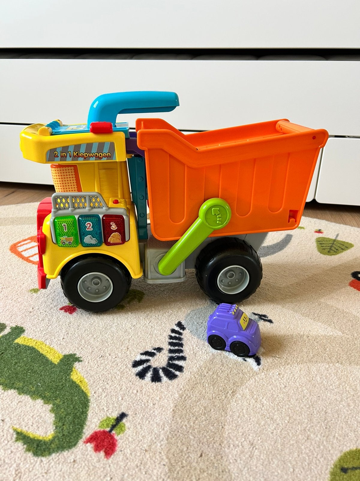 Vtech 2 in 1 kiepwagen - met bijbehorend autootje, Kinderen en Baby's, Ophalen of Verzenden, Gebruikt, 6 maanden tot 2 jaar