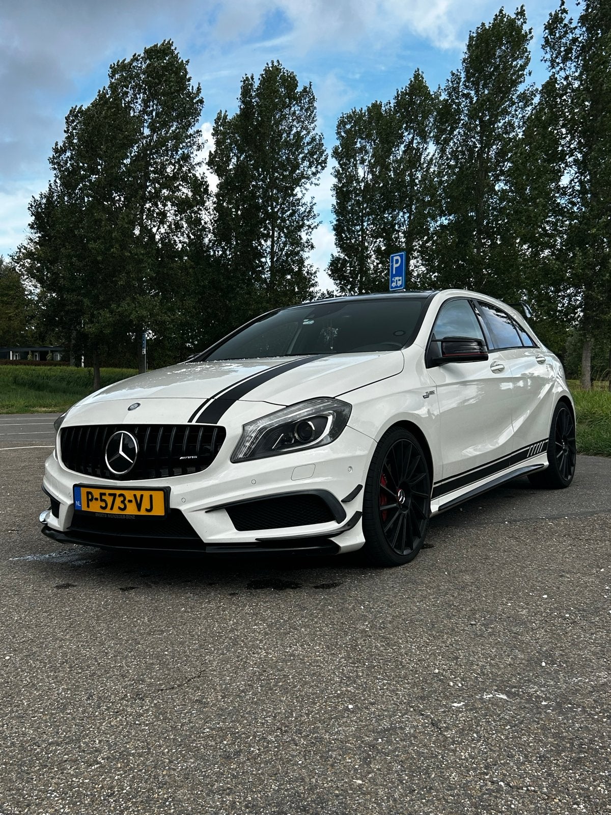 Mercedes-Benz Mercedes 2015 Wit, Auto's, 360 pk, Wit, Bedrijf, 1455 kg