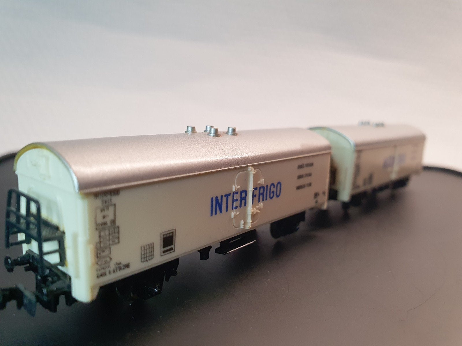 2 Lima N spoor wagons - Inter Frigo, Ophalen of Verzenden, Gebruikt, Wagon, Lima