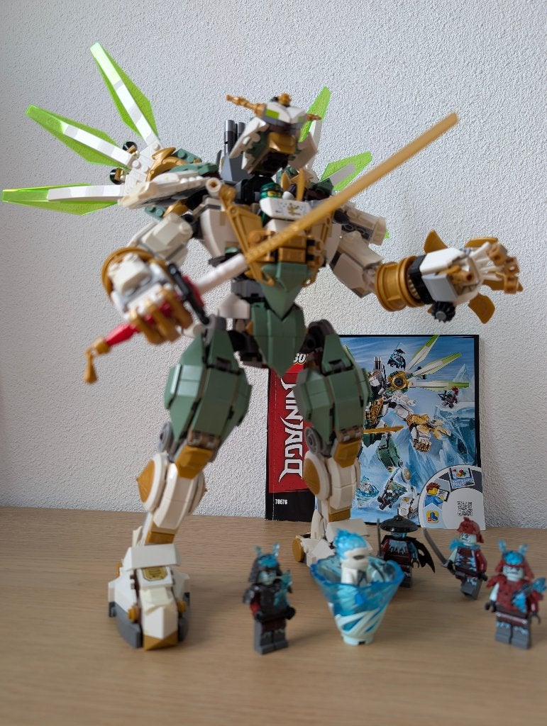 Lego ninjago sets, Titan Mech en Shuricopter, Lego, Ophalen of Verzenden, Zo goed als nieuw, Inclusief instructies