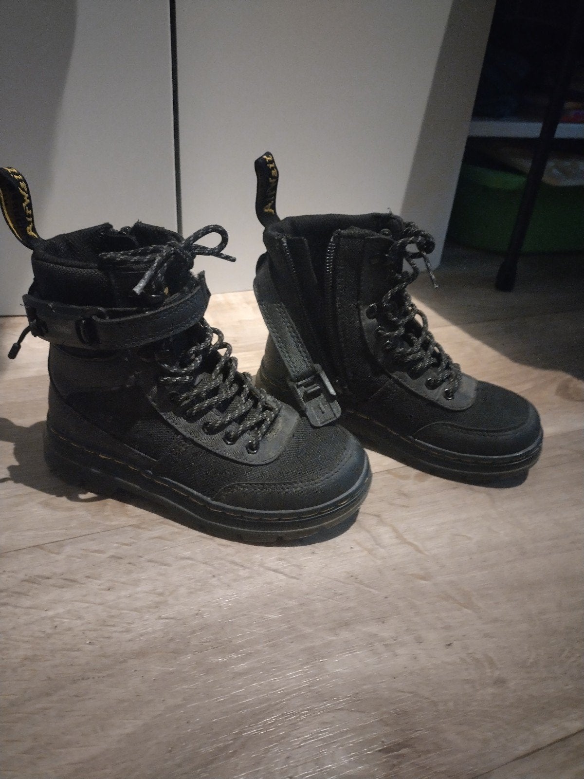Dr. Martens Combs Tech J kinderlaarzen, maat 28, Ophalen, Dr. Martens, Gebruikt, Jongen of Meisje