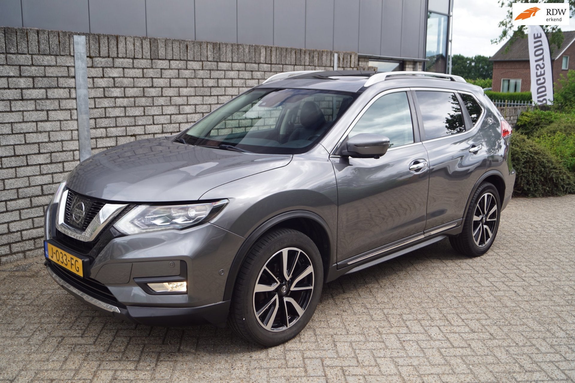 Nissan X-Trail 1.6 DIG-T Tekna Leder Stoel/Stuur en A Bankve, Auto's, Voorwielaandrijving, Dealer onderhouden, 1618 cc, 4 cilinders