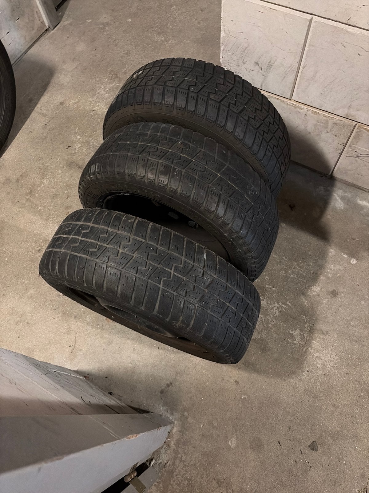 Vredestein Snowstar winterbanden op stalen velgen 195/60 R15, Auto-onderdelen, Banden en Velgen, Ophalen, Gebruikt, 15 inch, Banden en Velgen