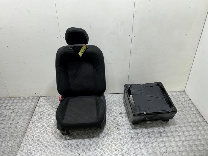 Stoel links van een Ford Transit Custom (Transit Custom 24-), 12 maanden garantie, Gebruikt, -, -