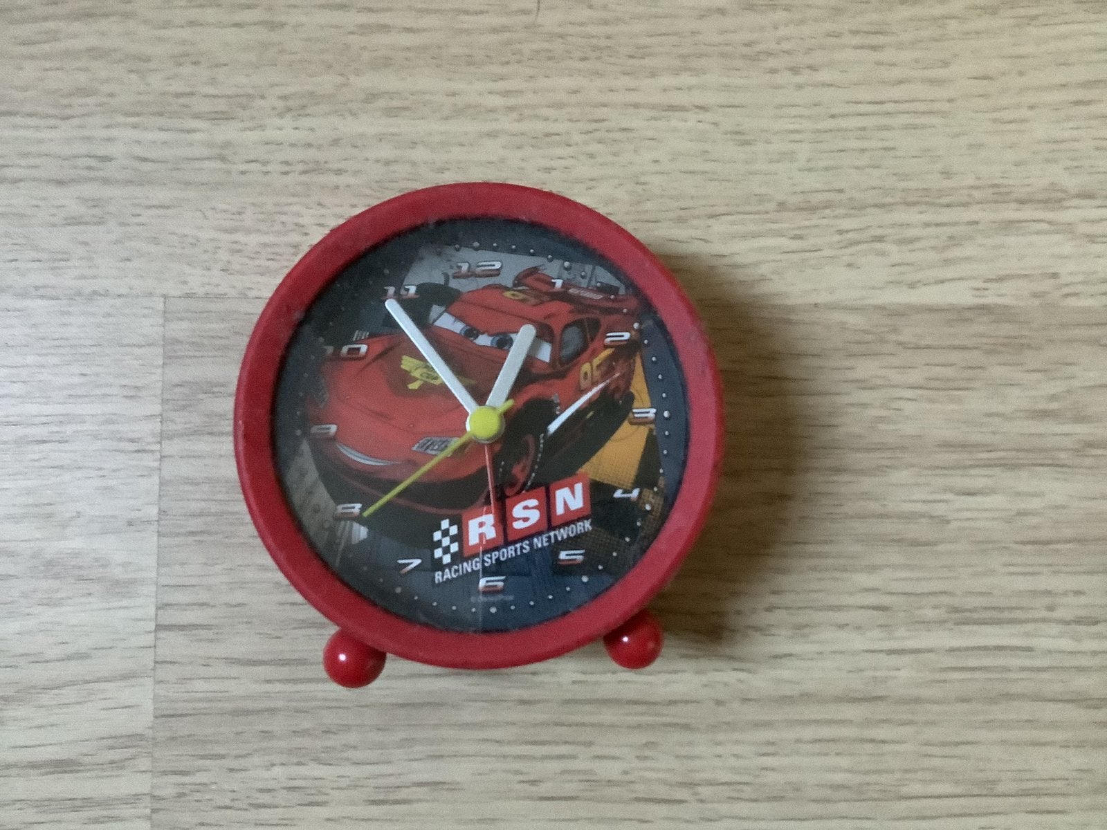 leuke rode wekker van Disney Cars, Ophalen of Verzenden, Gebruikt, Analoog