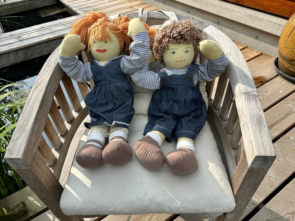 Twee stoffen poppen een jongen en een meisje., Ophalen, Zo goed als nieuw, Babypop