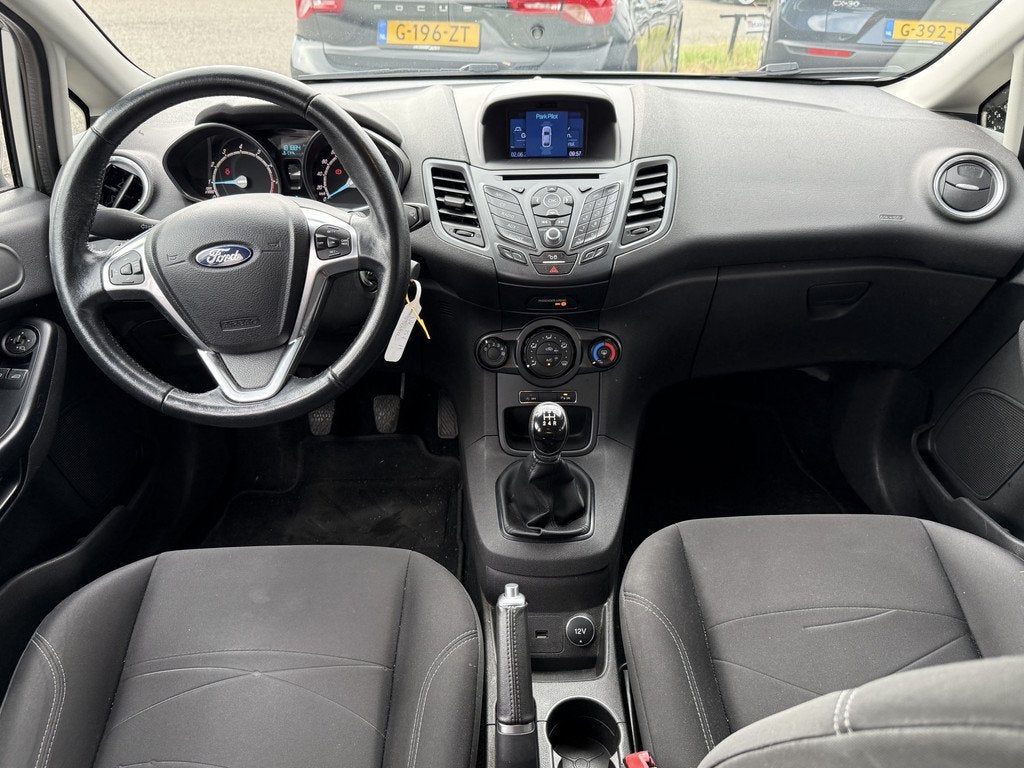 Ford Fiesta 1.0 Style Ultimate  Navi  Bluetooth  Pa, Auto's, Voorwielaandrijving, 12 maanden, Stof, 525 kg