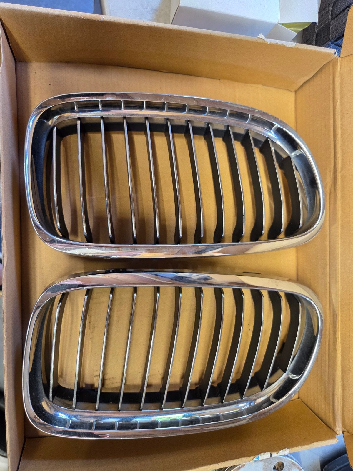 Originele BMW Nieren Grill E90 E91, Ophalen, Gebruikt, Voor, BMW