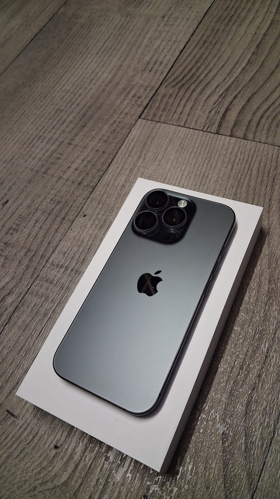 Iphone 16 pro 256GB - 96% batterij, Telecommunicatie, Zwart, Ophalen of Verzenden, Zo goed als nieuw, Zonder abonnement