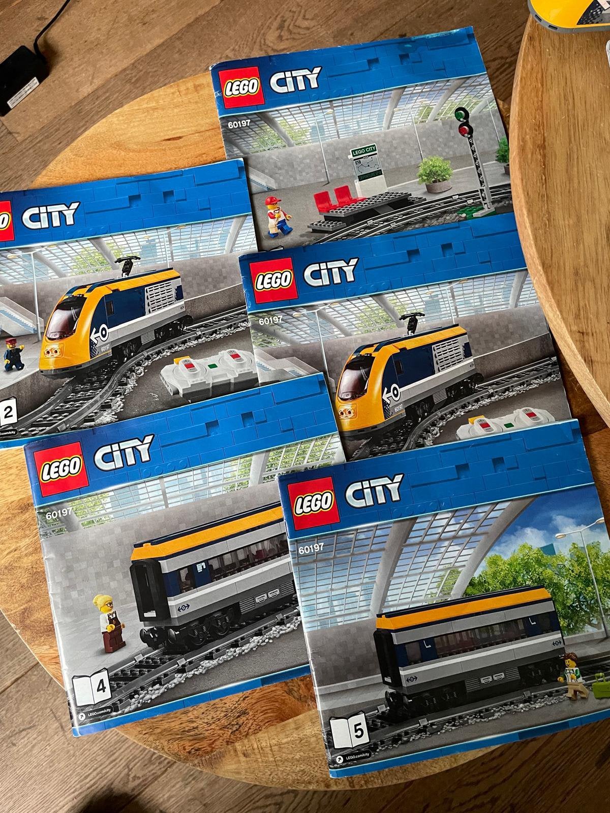 Lego trein 60197, Ophalen, Zo goed als nieuw, Complete set, Lego