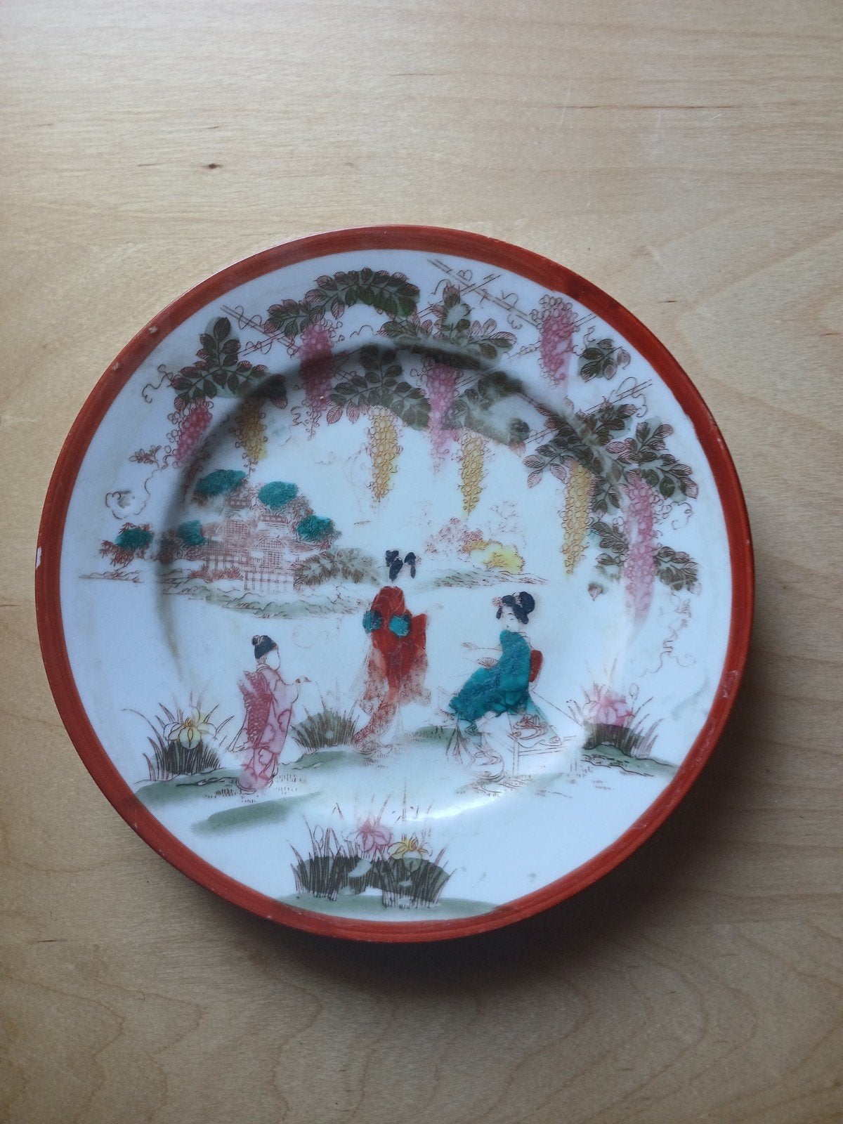 Handgeschilderd Japans porselein, Ophalen
